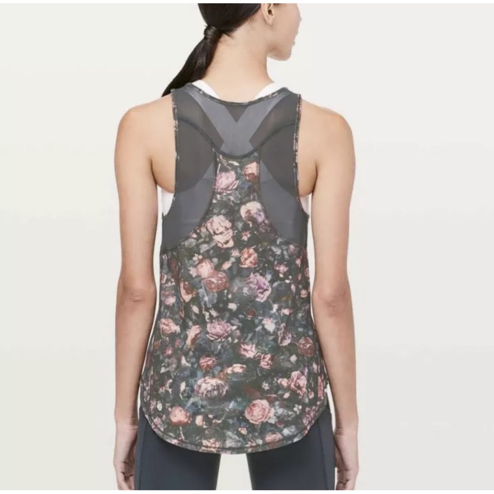 Lululemon Sculpt Tank II Size 2 Frosted Rose Multi
